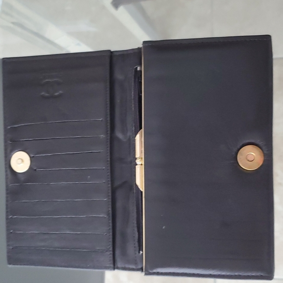 COPY - Black soft genuine leather wallet - Picture 2 of 7